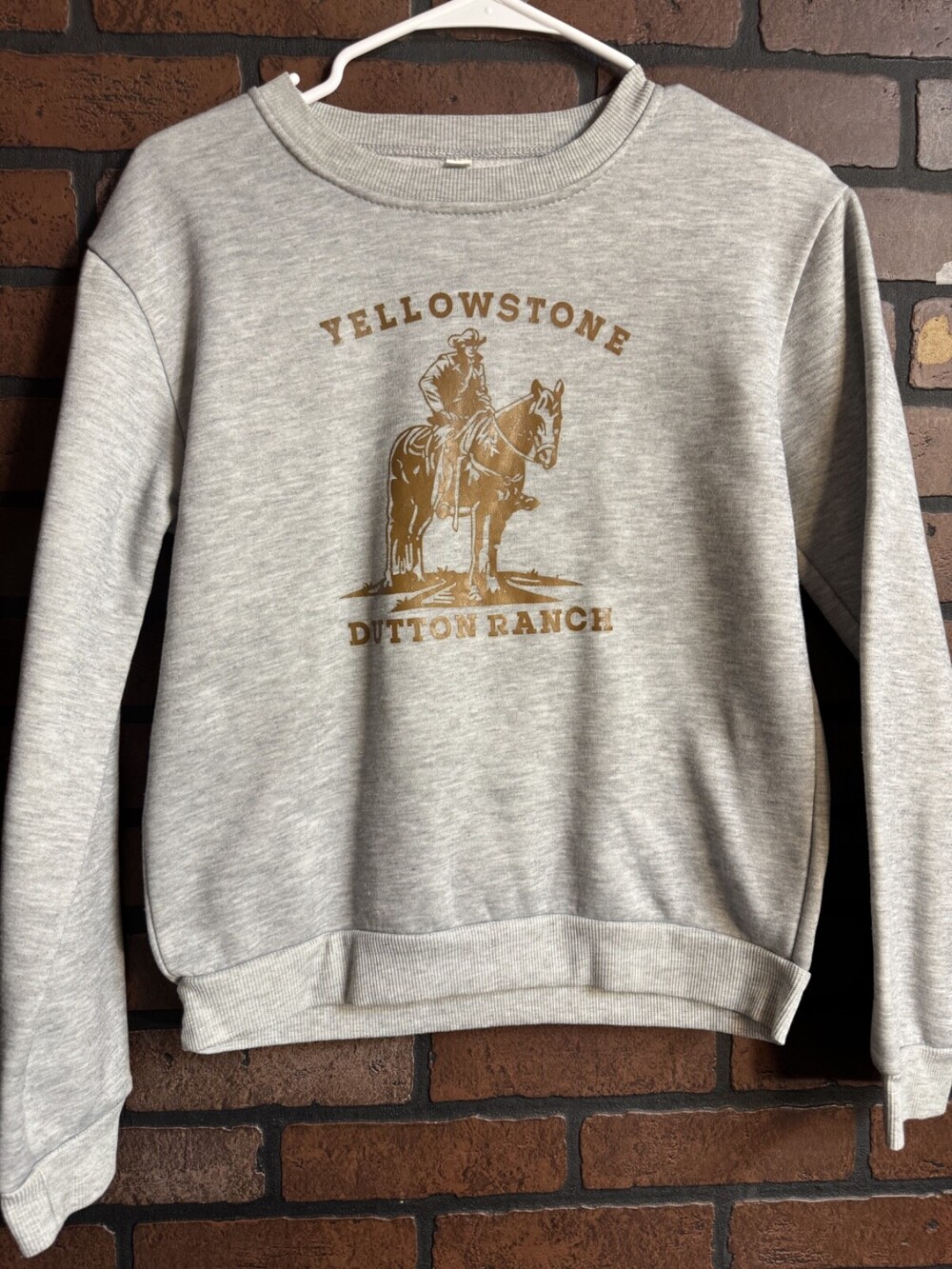Yellowstone Dutton Ranch Sweatshirt Unisex Adults Size Medium